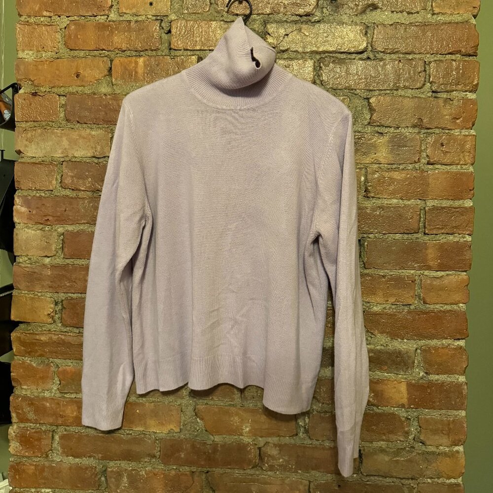 Vintage Sag Harbor Lilac Long Sleeved Turtle Neck Sweater